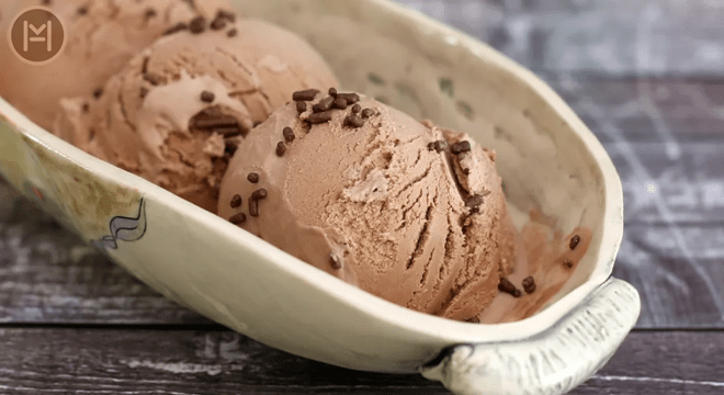 طرز تهیه بستنی با نوتلا