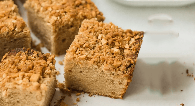 2 دستور پخت کیک وگان بادام زمینی سالم و انرژی بخش